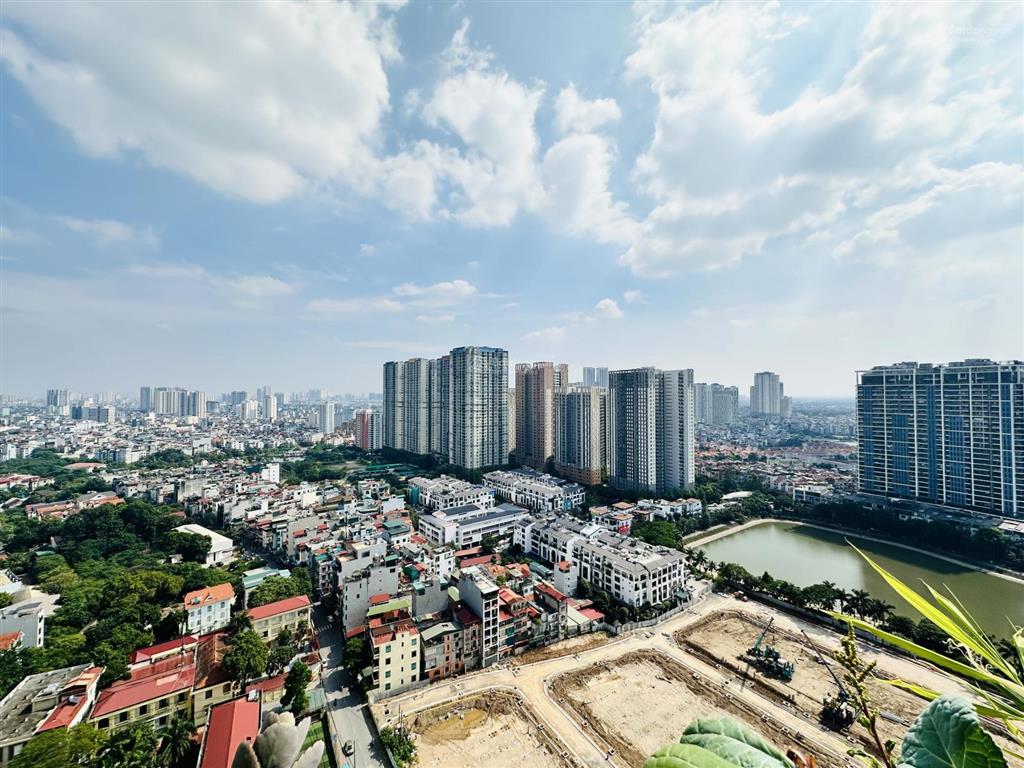 Chung cư c14 bộ công an  bắc hà mặt phố tố hữu  vị trí đắc địa  view hồ trung văn