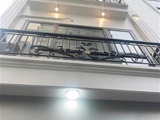 Chính chủ cần bán gấp nhà ngõ 159 hữu hưng  tây mỗ. giá 7.8 tỷ  giá thương lượng tốt.