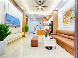 Chính chủ cần tiền bán gấp nhà 5 tầng * 6 ngủ  tây mỗ  nam từ liêm  nhà mới