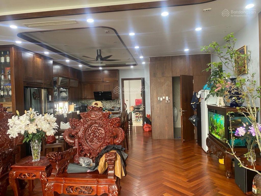 Siêu hiếm  toà văn phòng 9 tầng có hầm trung tâm đống đa  giá siêu hấp dẫn  vỉa hè rộng