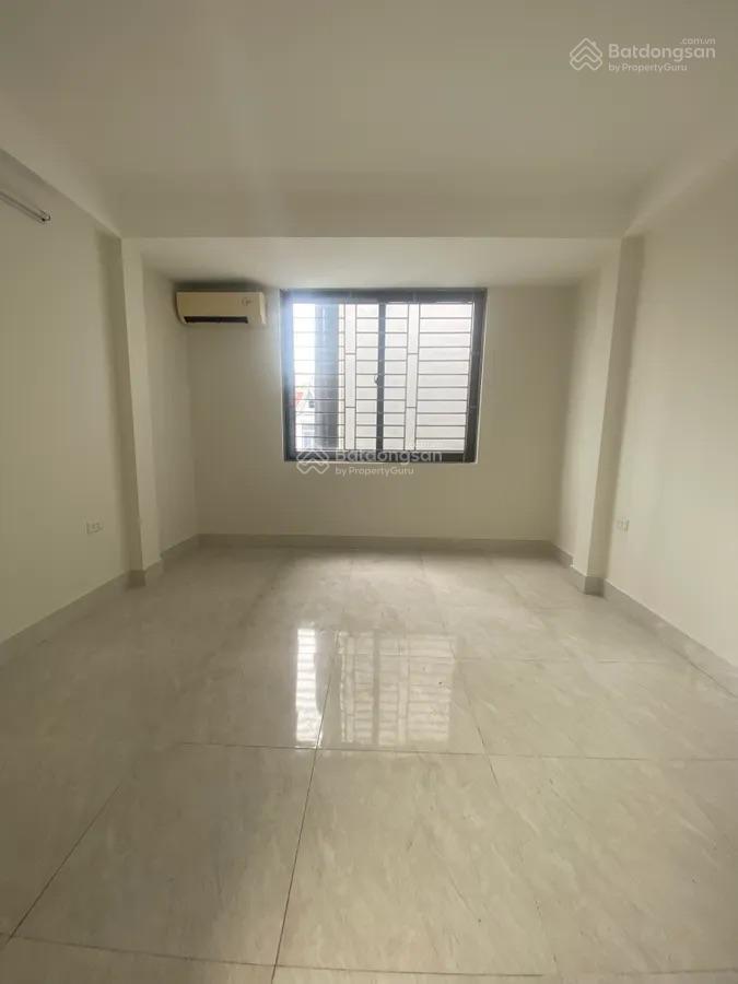 Ngã tư vạn phúc  giá 7,3 tỷ  nhà 4 phòng ngủ  dt 35m2 * 4t * 3,6m mt
