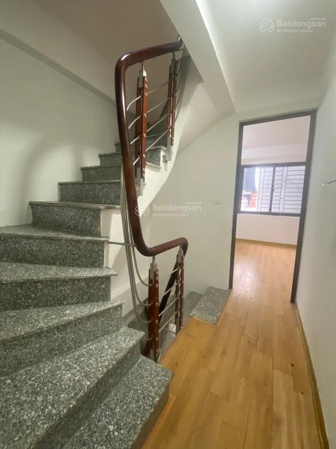 Ngã tư vạn phúc  giá 7,3 tỷ  nhà 4 phòng ngủ  dt 35m2 * 4t * 3,6m mt