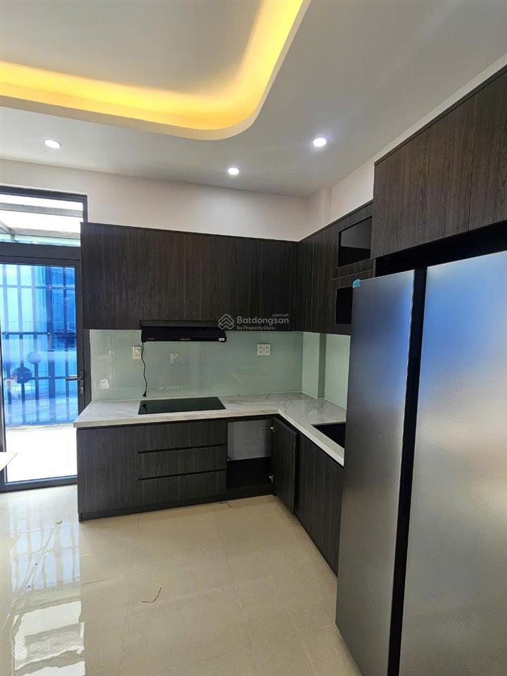 Cho thuê nhà 3 lầu 1 trệt, 3pn, 4wc, full nội thất mới  0987 333 ***