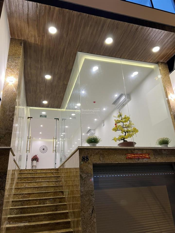 Trống mặt bằng cho thuê tại tòa nhà 88 khúc hạo, p.sơn trà, 10 triệu, 100m2