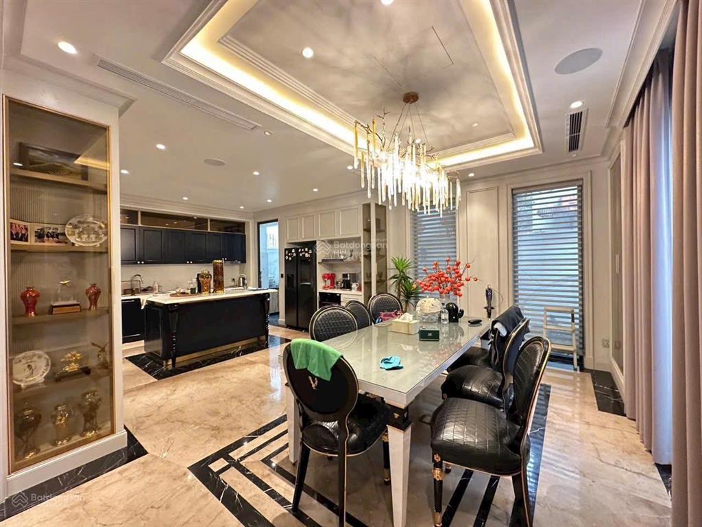 Biệt thự siêu đẹp sao đỏ, anh dũng ngay chân cầu rào 2