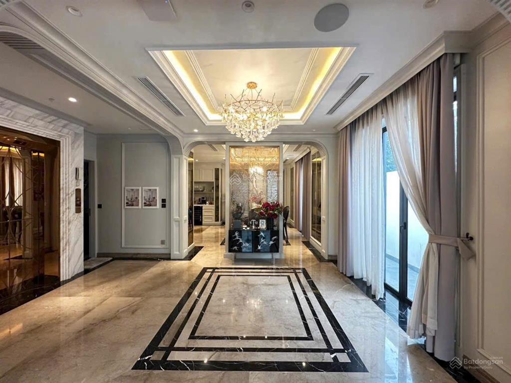 Biệt thự siêu đẹp sao đỏ, anh dũng ngay chân cầu rào 2