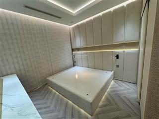 Bán căn 2pn hiếm lầu cao view sông bitexco quận 1 vĩnh viễn