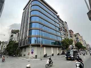 Cho thuê toà nhà văn phòng 9 tầng  lô góc  2 mặt phố  thanh xuân