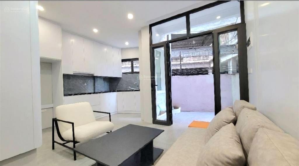 Chính chủ bán nhà phố nguyễn thị định  36,8/42m  5 tầng  gần phố