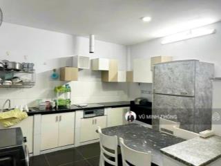 Sát nhà chủ tịch phường! diện tích 4 x 10  cn 40m2 vuông  2 tầng, 3pn phan xích long 6.5 tỷ