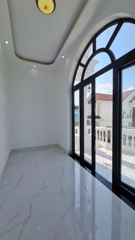  Nhà 2 tầng SHR sẵn chỉ 2 tỷ 150