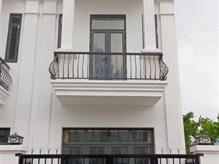 Chỉ thanh toán trước 640 triệu