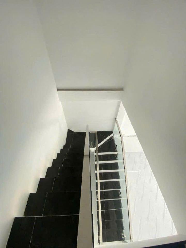 Nhà sổ riêng sẵn đưa trước chỉ 1690 sang sổ