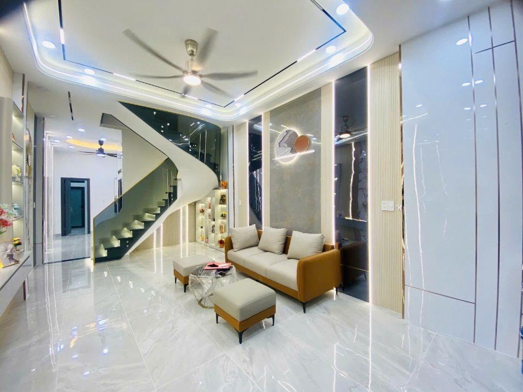 Bỏ ra trước chỉ 680 triệu có ngay nhà SG mới