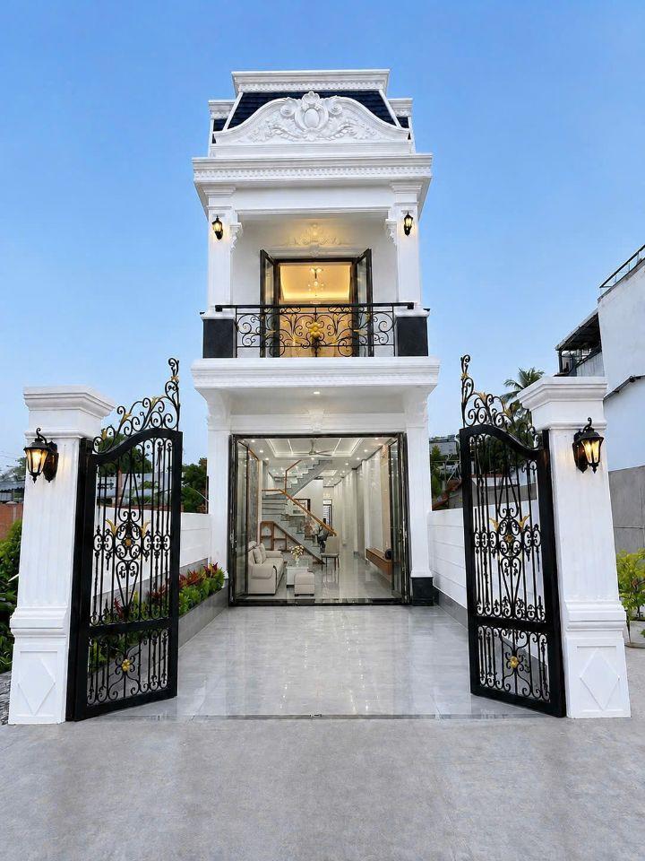 Nhà SHR DT:80 m2 đưa trước chỉ 600 triệu