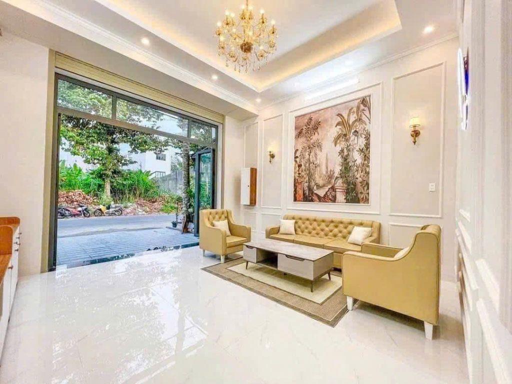SHR sang tên ngay đưa trước chỉ 550 triệu