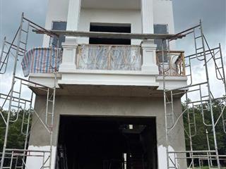 Nhà 2 tầng SHR DT 80m2 (Full thổ)