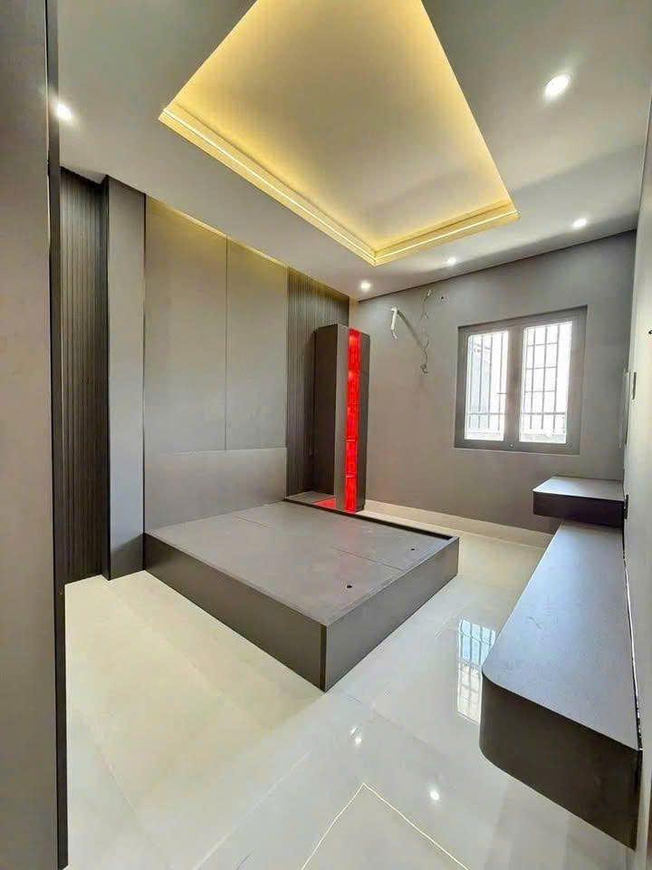  Chỉ 1 tỷ 790 sở hữu ngay nhà SG 2 tầng