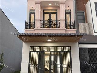 SHR chỉ đưa trước 570 triệu sang sổ ngay