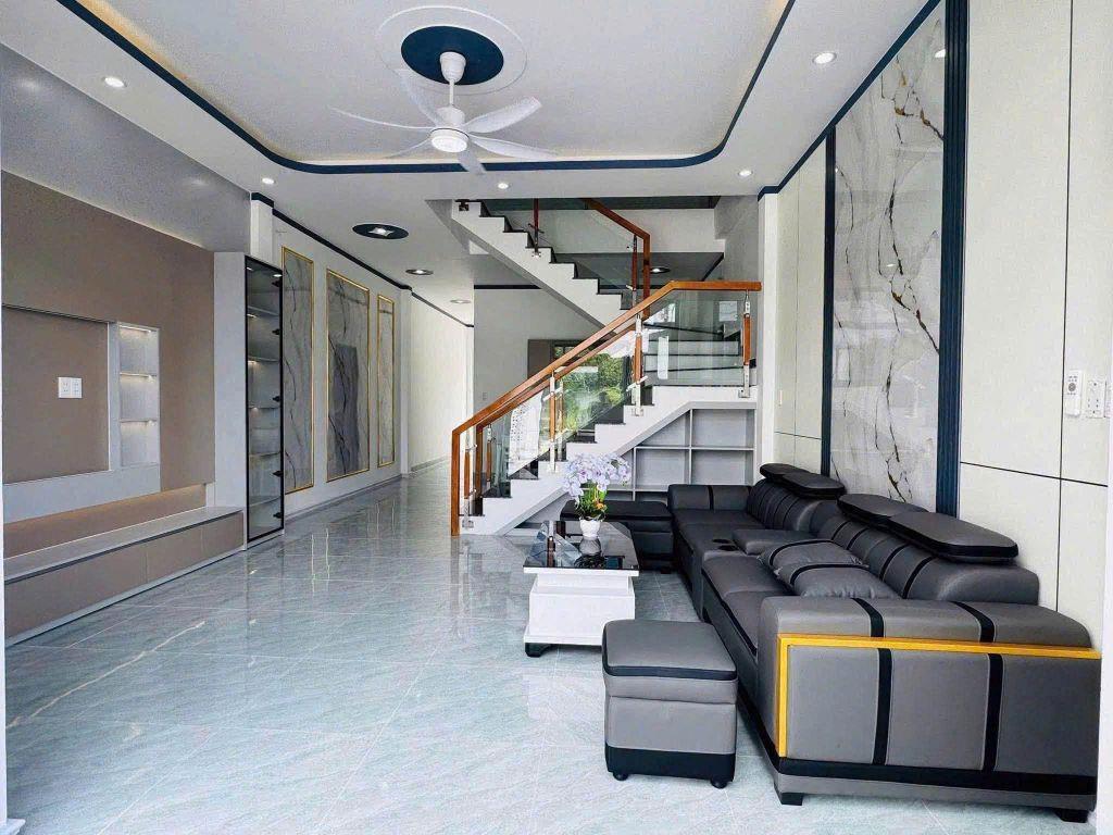 Nhà SHR gần KCN VSIP 3 đưa trước 580 triệu