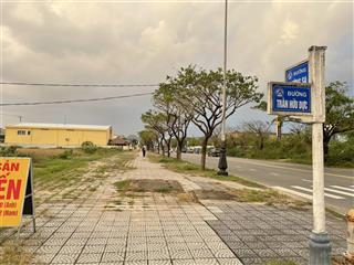 Độc quyền, lô góc 3 mặt tiền biển, dt khủng 2416m2, pháp lý chuẩn, sổ sạch chỉ 159.5 tỷ trường sa.