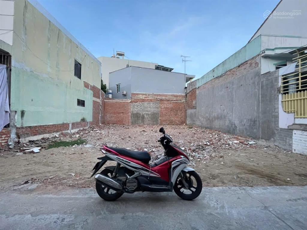 Bán đất trung tâm phường nha trang gần chợ đầm giá chỉ 2,95 tỷ