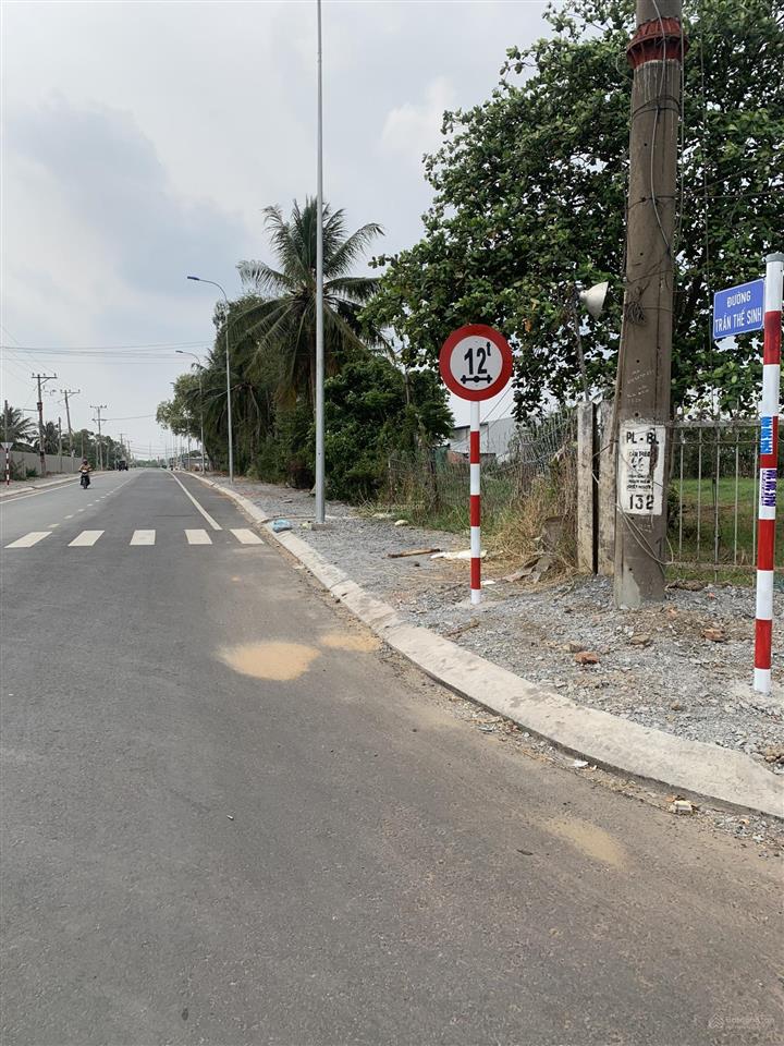 Cần bán căn nhà đường trần thế sinh sát dự án đường vành đai 4