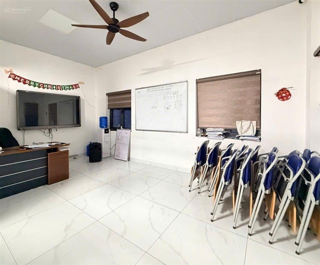 Bán biệt thự xuân phương tasco, phân lô, ô tô, vỉa hè, 151m, 4 tầng, không gian lý tưởng, giá 32 tỷ