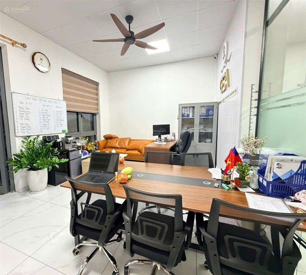 Bán biệt thự xuân phương tasco, phân lô, ô tô, vỉa hè, 151m, 4 tầng, không gian lý tưởng, giá 32 tỷ