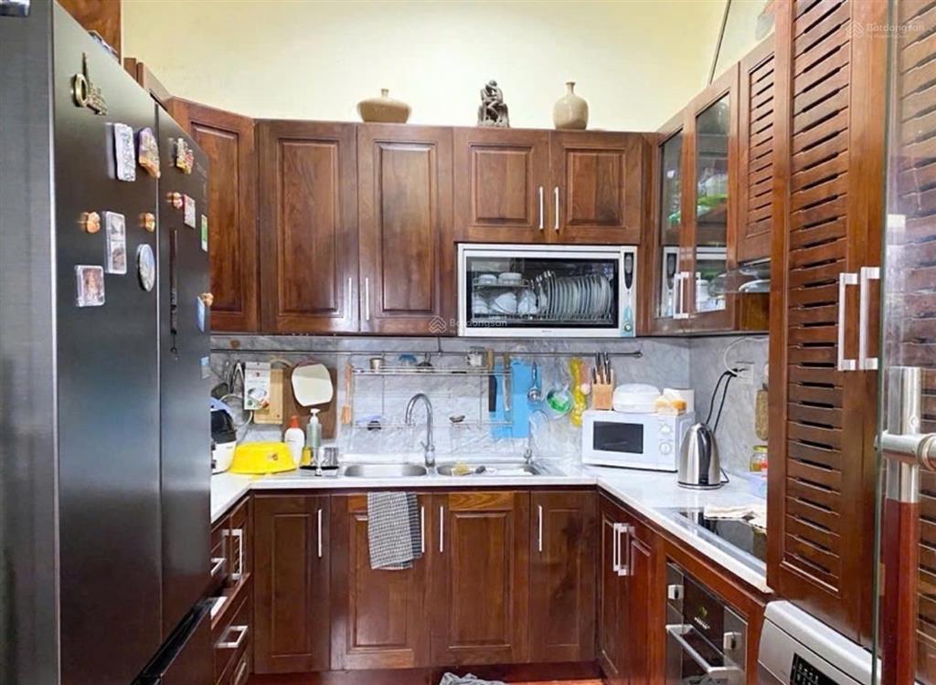 Bán biệt thự khu đô thị mỹ đình 2, phân lô, ô tô, vỉa hè, 200m, 4 tầng đẳng cấp thượng lưu.