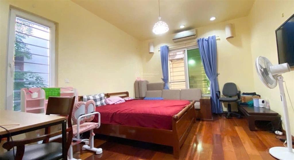 Bán biệt thự khu đô thị mỹ đình 2, phân lô, ô tô, vỉa hè, 200m, 4 tầng đẳng cấp thượng lưu.