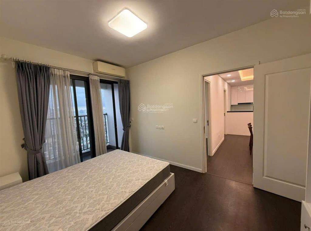 Bán 3 ngủ góc giá rẻ imperia minh khai, đồ đẹp nhà mới tinh giá chuẩn giá 10tỷ4 sổ chính chủ