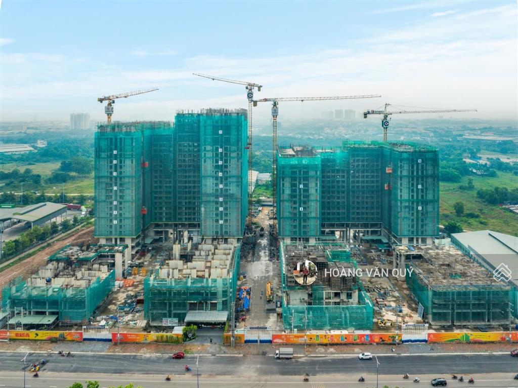 Mtkd quốc lộ 13 ~ 20m*32m = 650m2. full thổ cư. ngay vạn phúc city  p. hiệp bình phước  thủ đức