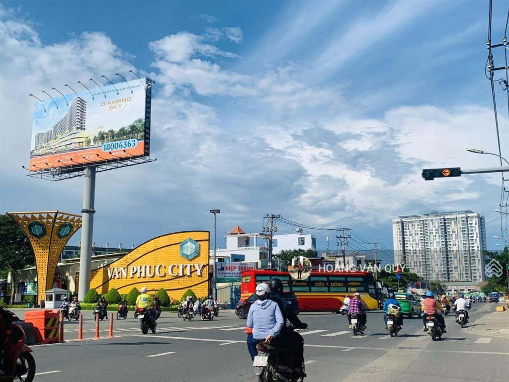 Mtkd quốc lộ 13 ~ 20m*32m = 650m2. full thổ cư. ngay vạn phúc city  p. hiệp bình phước  thủ đức