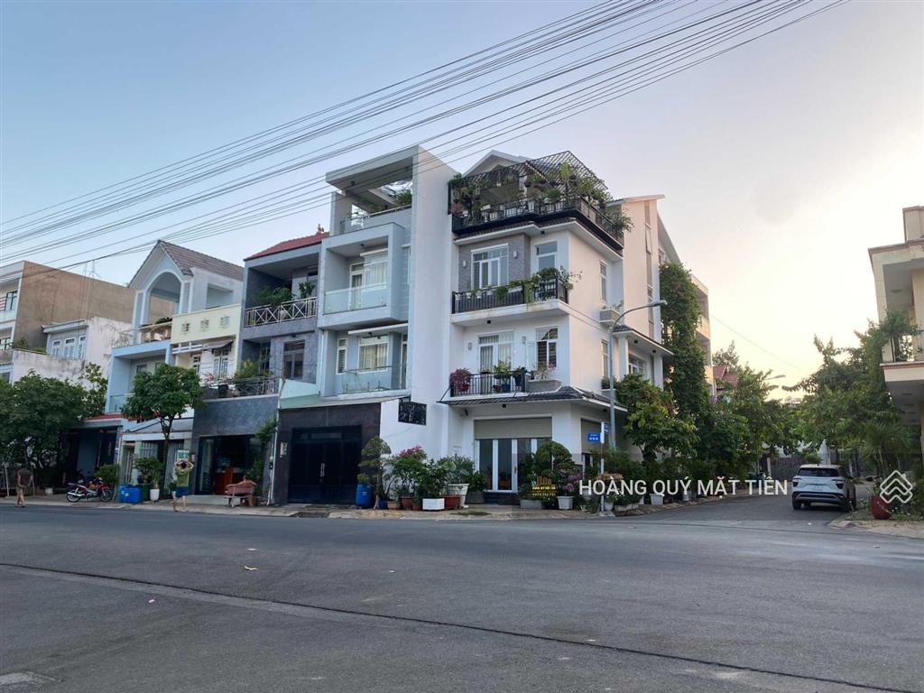 Đất mtkd đường 494 lê văn việt ~ 5m*21m = 105m2  quận 9. gpxd 1 hầm 4 lầu. giá bán chỉ 11,3 tỷ