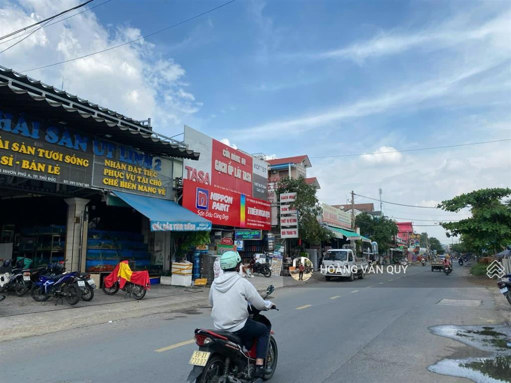 Mtkd lã xuân oai ~ 8m*30m = 240m2  giáp lê văn việt  p. tăng nhơn phú a  q9. bán  22 tỷ tl