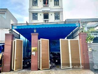 Toà chdv mt đường số 11 ~ 8m*40m = 320m2. ngay đường số 2  p. trường thọ  khoán 125 tr/tháng