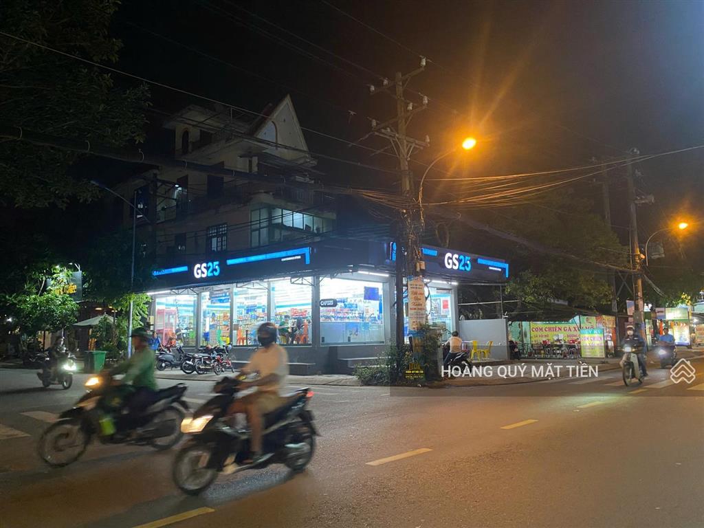 Siêu phẩm! mtkd đường nguyễn văn tăng ~ 15.5m*18m= 279m2. ctxd 1 hầm 7 tầng. ngay vinhomes quận 9