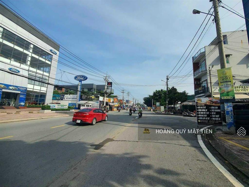 Mtkd hoàng hữu nam ~ 16m*36.5m = 584m2. ngay dự án novaland  bệnh viện ung bướu + bxe miền đông q9