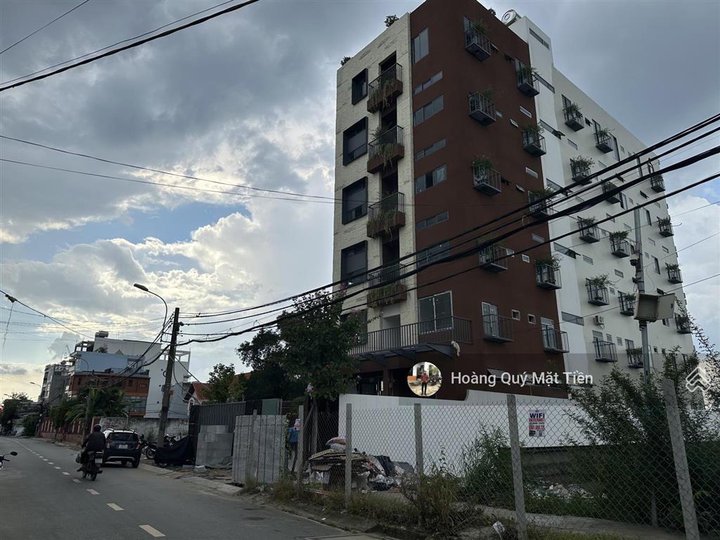 Siêu rẻ! mtkd võ văn hát ~ 10m*70m = 700m2. thổ cư 325 m2. ngay đh tài chính marketing  quận 9