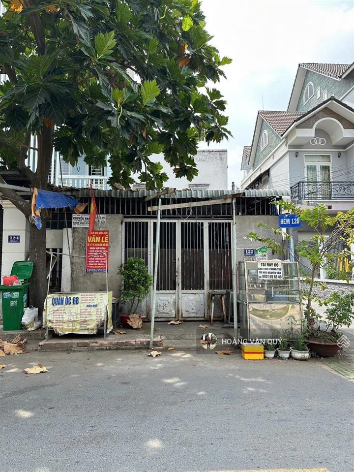 Góc 2mt đường 160  lã xuân oai ~ 5m*18m = 90m2. cpxd  1 hầm 6 tầng. thu nhập  15tr/tháng