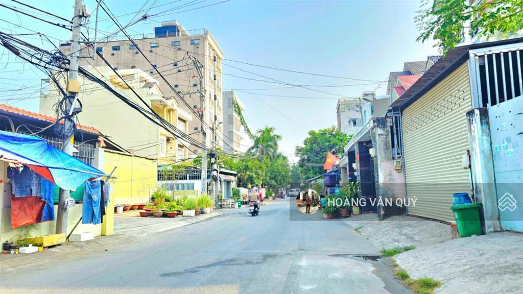 Hot ! đất mt đường 160  lã xuân oai ~ 5m*33m = 162m2. cpxd 1 hầm 1 trệt 5 lầu  p. tnp a  quận 9