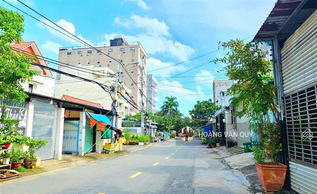 Hot ! đất mt đường 160  lã xuân oai ~ 5m*33m = 162m2. cpxd 1 hầm 1 trệt 5 lầu  p. tnp a  quận 9