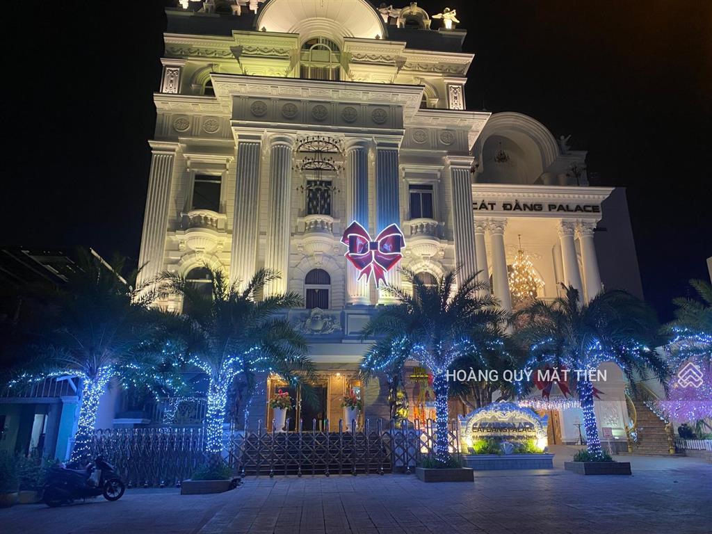 Tòa nhà 1 hầm 6 lầu ~ 10,5m*33m = 345m2. sàn 1616m2 mt trương văn thành  sát lê văn việt  quận 9