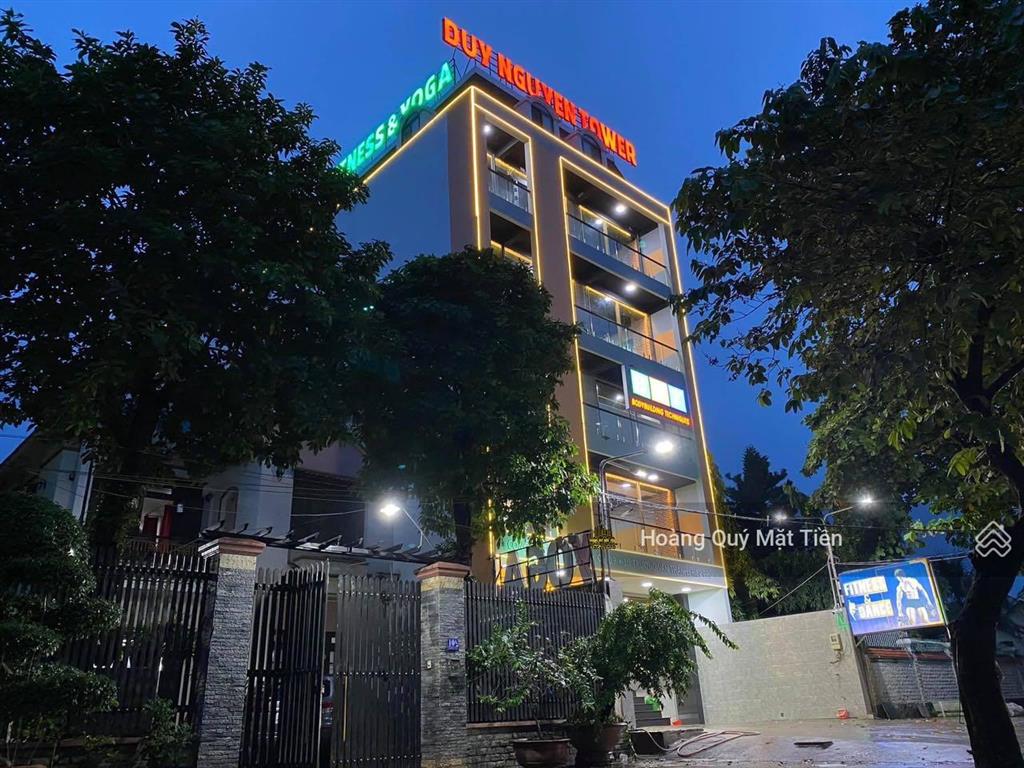 Tòa nhà 1 hầm 6 lầu ~ 10,5m*33m = 345m2. sàn 1616m2 mt trương văn thành  sát lê văn việt  quận 9