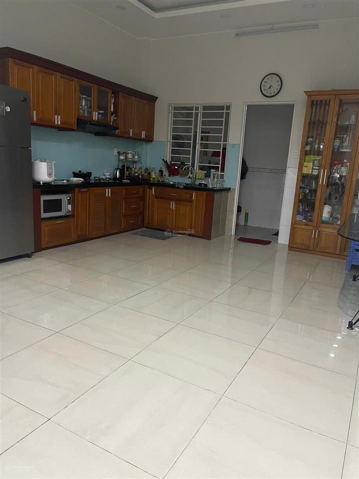 Nhà 1 trệt 3 lầu mt hẻm 1028  tân kỳ tân quý ~ 5m*14m = 70m2. ngay chợ bình hưng hoà  q. bình tân