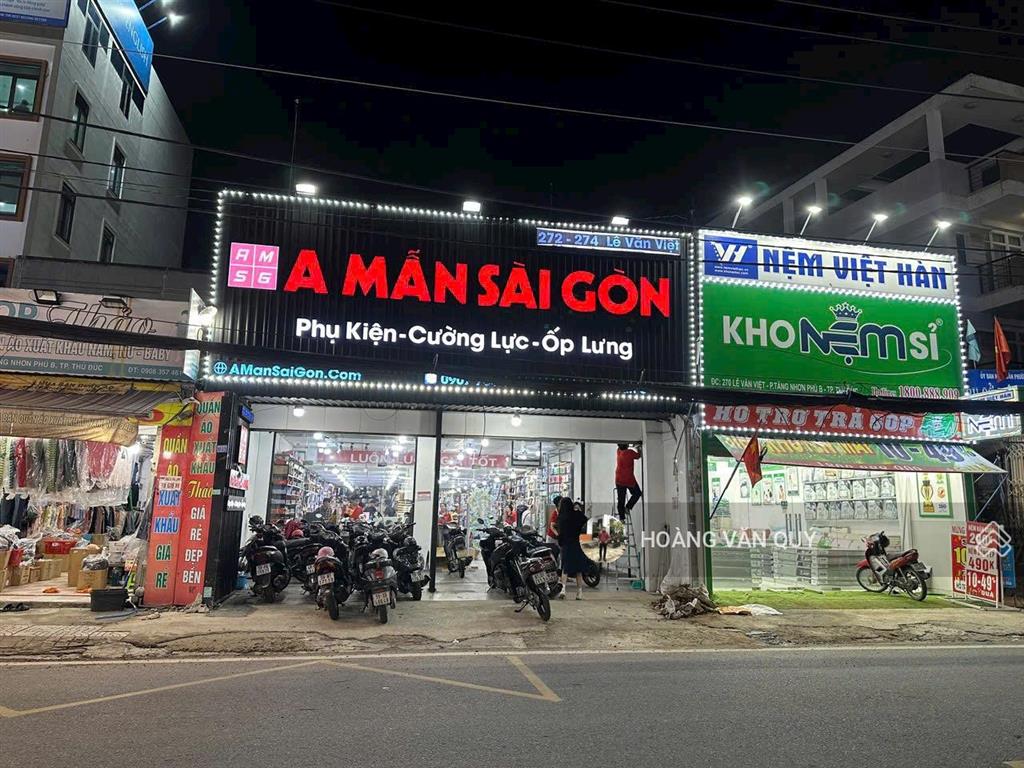 Tòa nhà 1 hầm 3 lầu ~ 8m*25m = 200m2. mặt tiền lê văn việt  đối diện chợ hiệp phú  q9