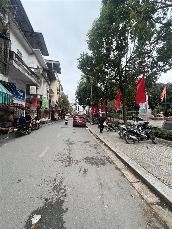 Lương khánh thiện tân mai ,nhà 5 tầng lô góc ngõ thông kinh doanh 40m2 x 8 phòng oto đỗ cửa
