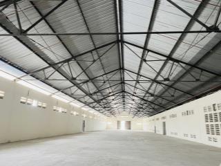 Kho cho thuê kho 1400m2 gần ql 1k  thủ đức. xe cont vào đc ban ngày. pccc tự động