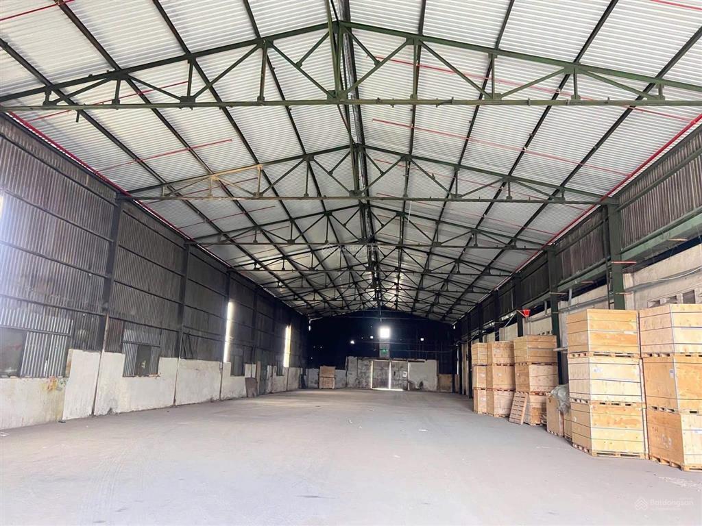 Kho 990m2 tại thủ đức (tp. hcm) xe cont & tải ra vào ngày đêm